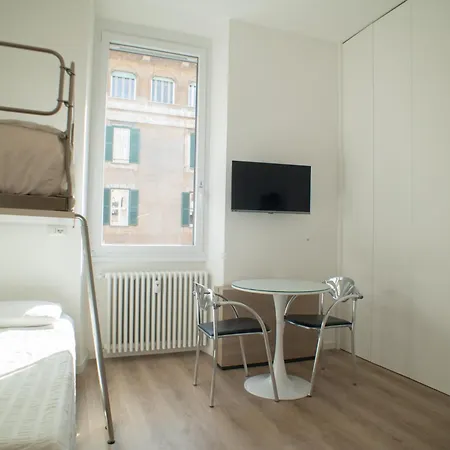 Luxury - Vatican Area - Key Collection *